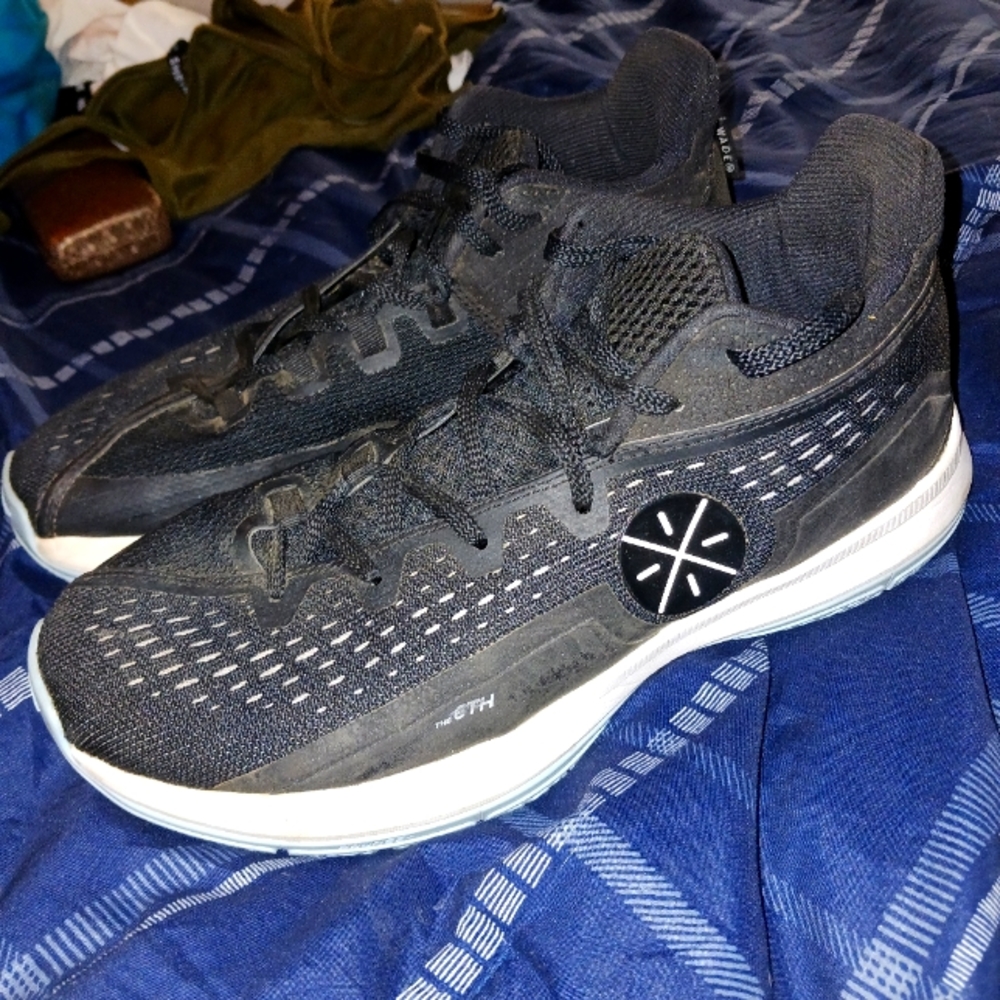 Dwayne Wade Basketball athletic shoes